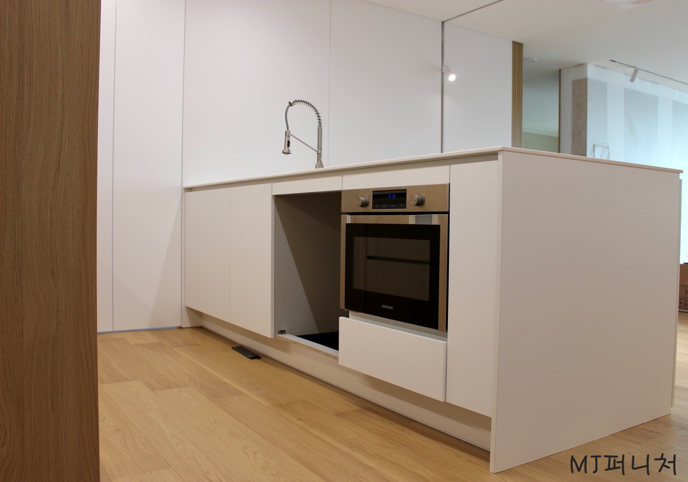 /user/m/mjfurniture/editor/2302/7bdf91191859d24ba9dbd29dfe64f1df_1676963541_3933.jpg 이미지크게보기