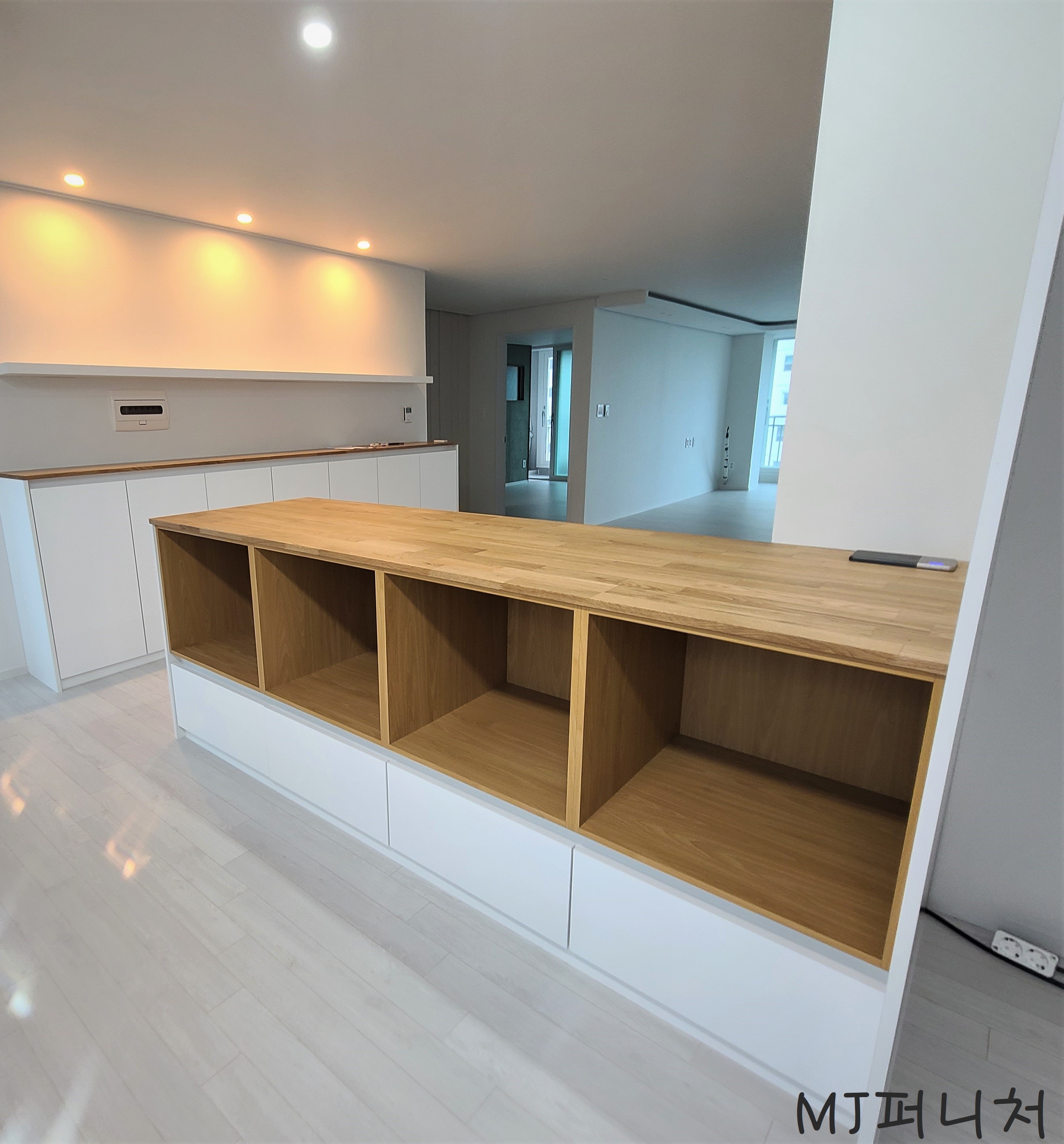 /user/m/mjfurniture/editor/2302/c56af4a72d210a45bb5cdad49c902a6a_1676442921_1382.jpg 이미지크게보기