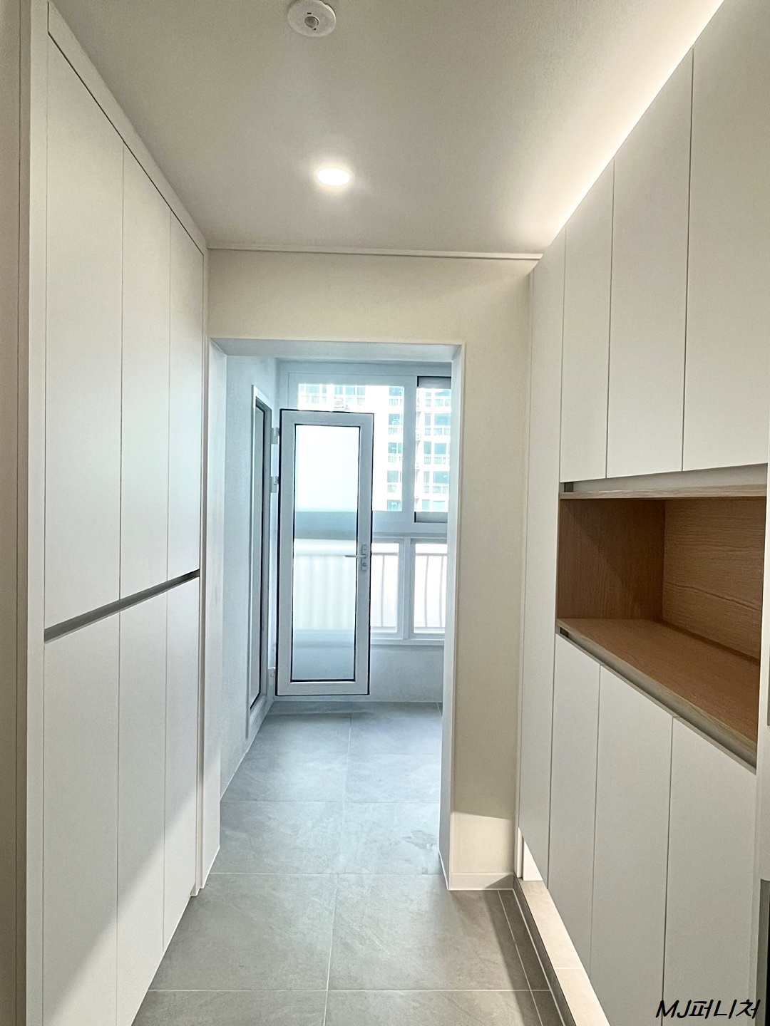 /user/m/mjfurniture/editor/2303/a2486f782497575b305bed7d2f733d0a_1679529842_1223.jpg 이미지크게보기