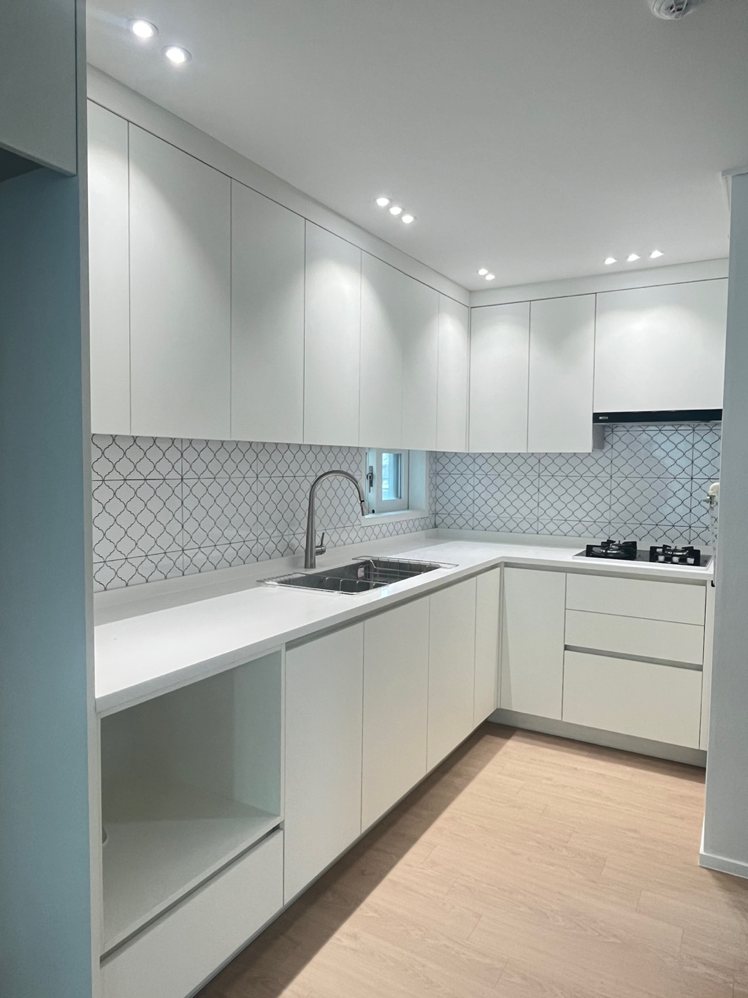 /user/m/mjfurniture/editor/2303/c078413099c64dbc18235a550c2e568b_1677800135_4503.jpg 이미지크게보기