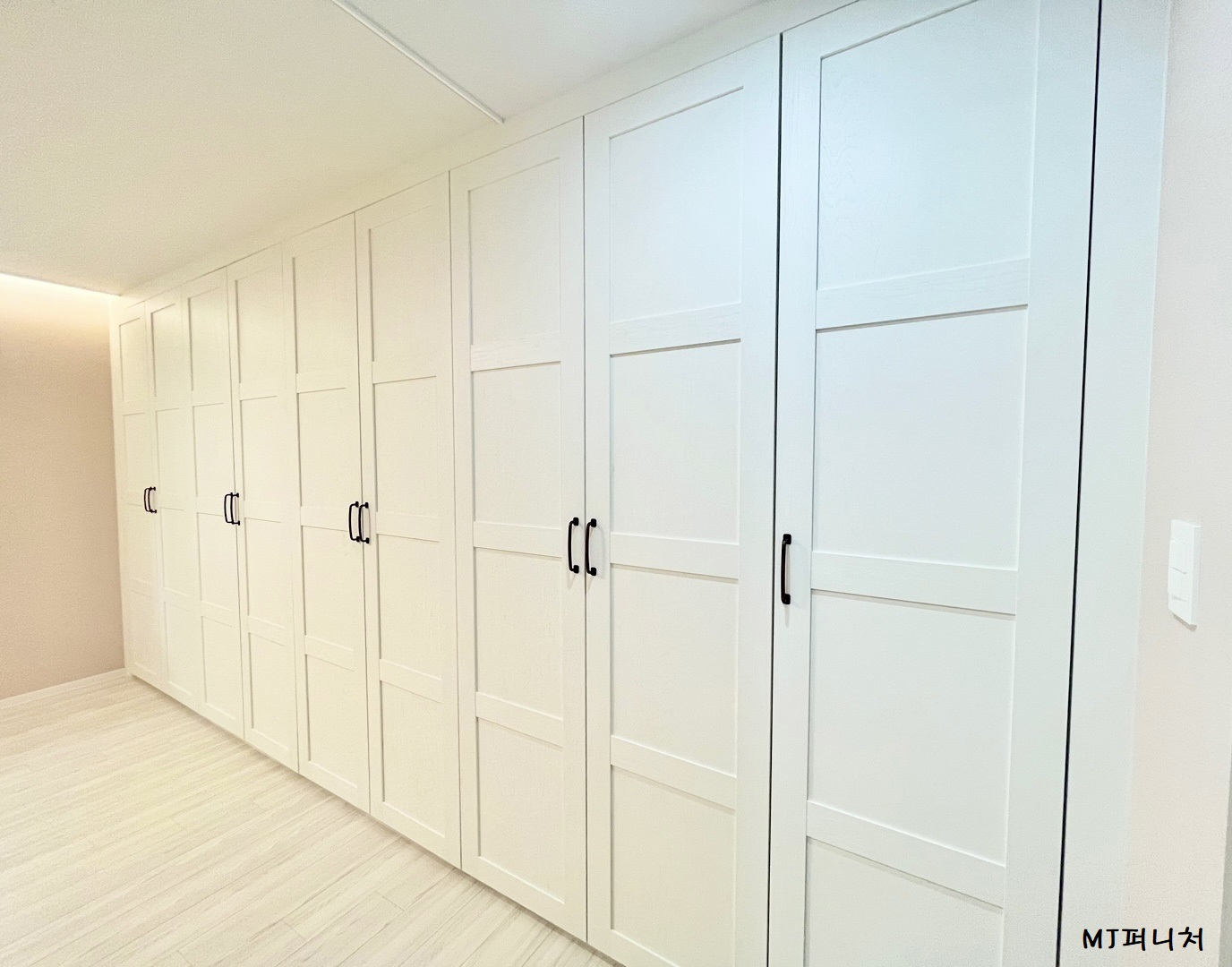 /user/m/mjfurniture/editor/2305/3e47e406cf3d40229651a2603067c3fa_1683077945_017.jpg 이미지크게보기