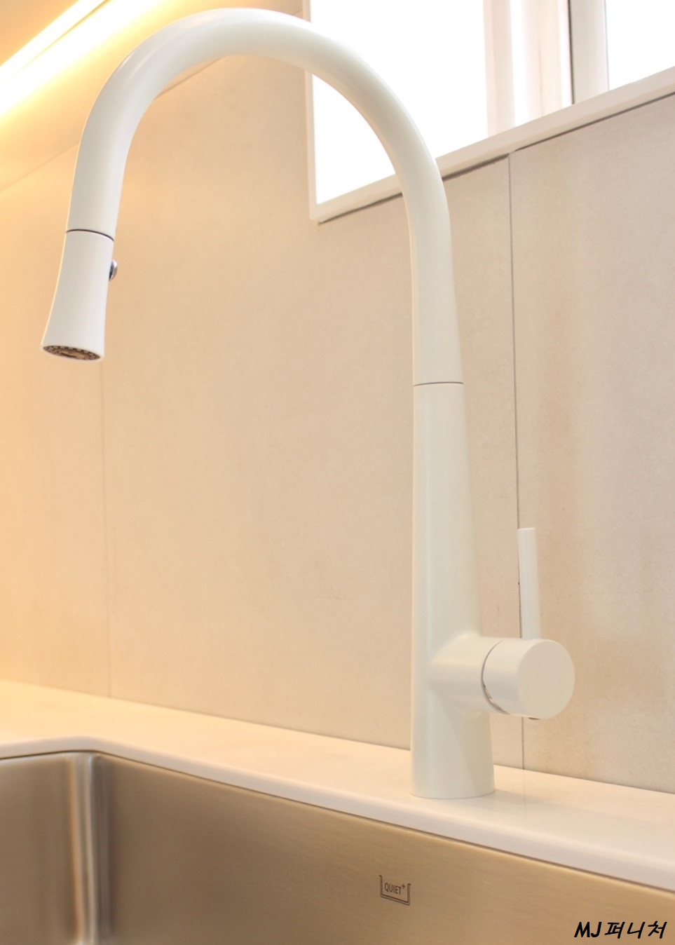 /user/m/mjfurniture/editor/2306/1a821a19ca162545e3c7361125af7af0_1685672293_136.jpg 이미지크게보기