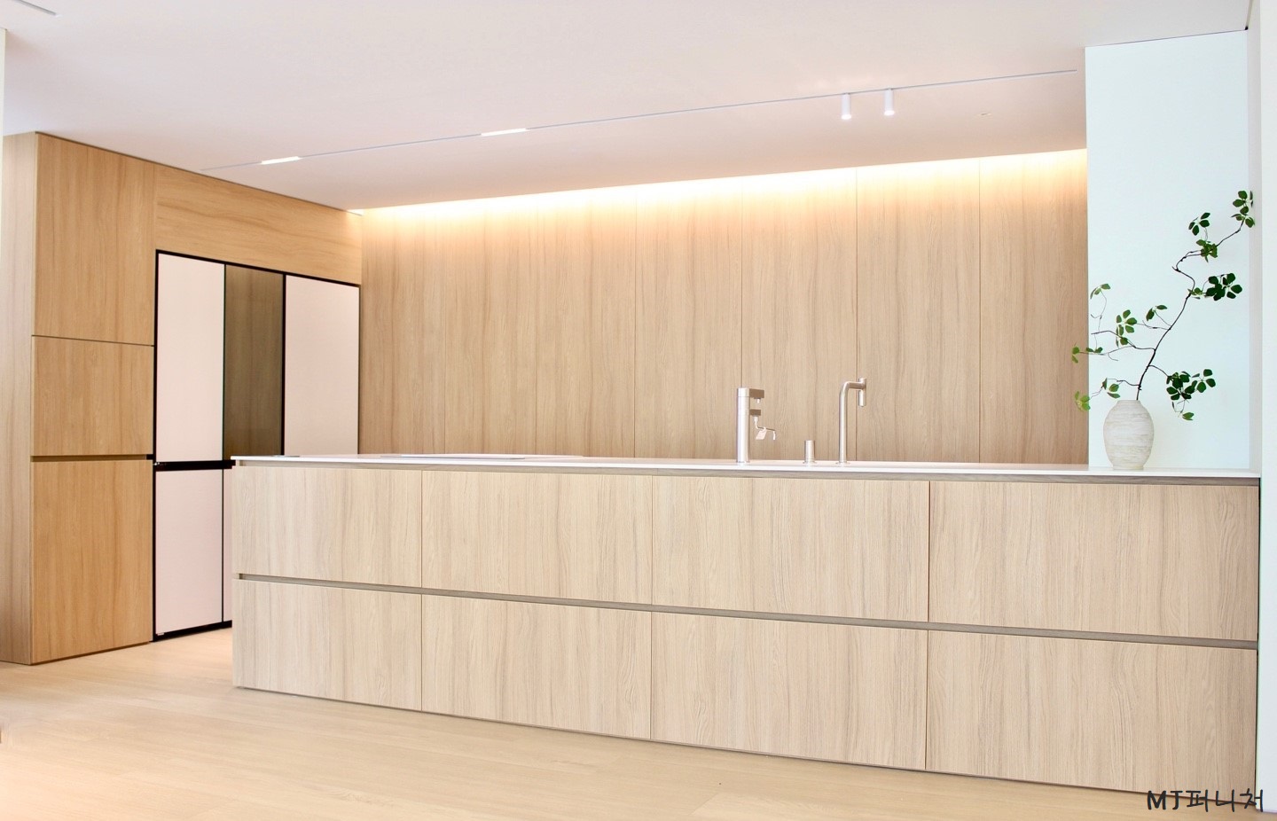 /user/m/mjfurniture/editor/2306/d73ef2574a9bd29ad43c522c0268aa07_1687132675_2476.jpg 이미지크게보기