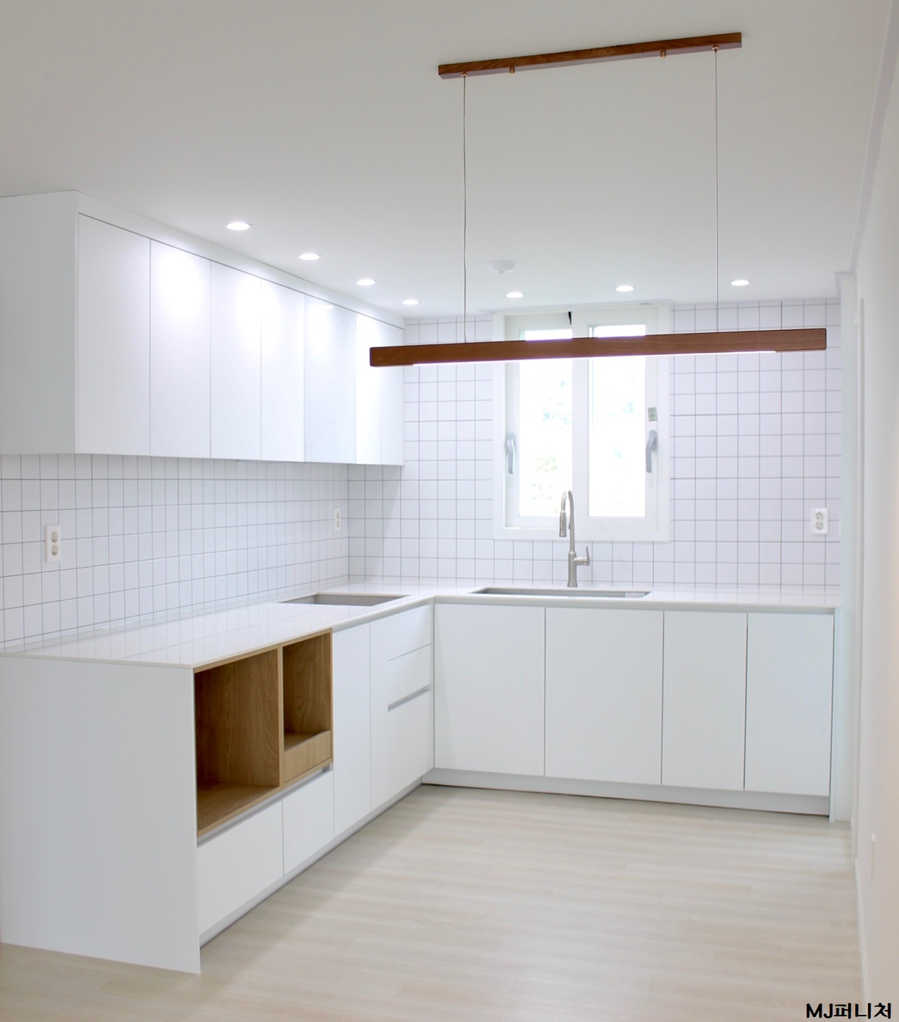 /user/m/mjfurniture/editor/2308/37e4303722b1ecb731e5e26cf189770e_1691714947_0469.jpg 이미지크게보기