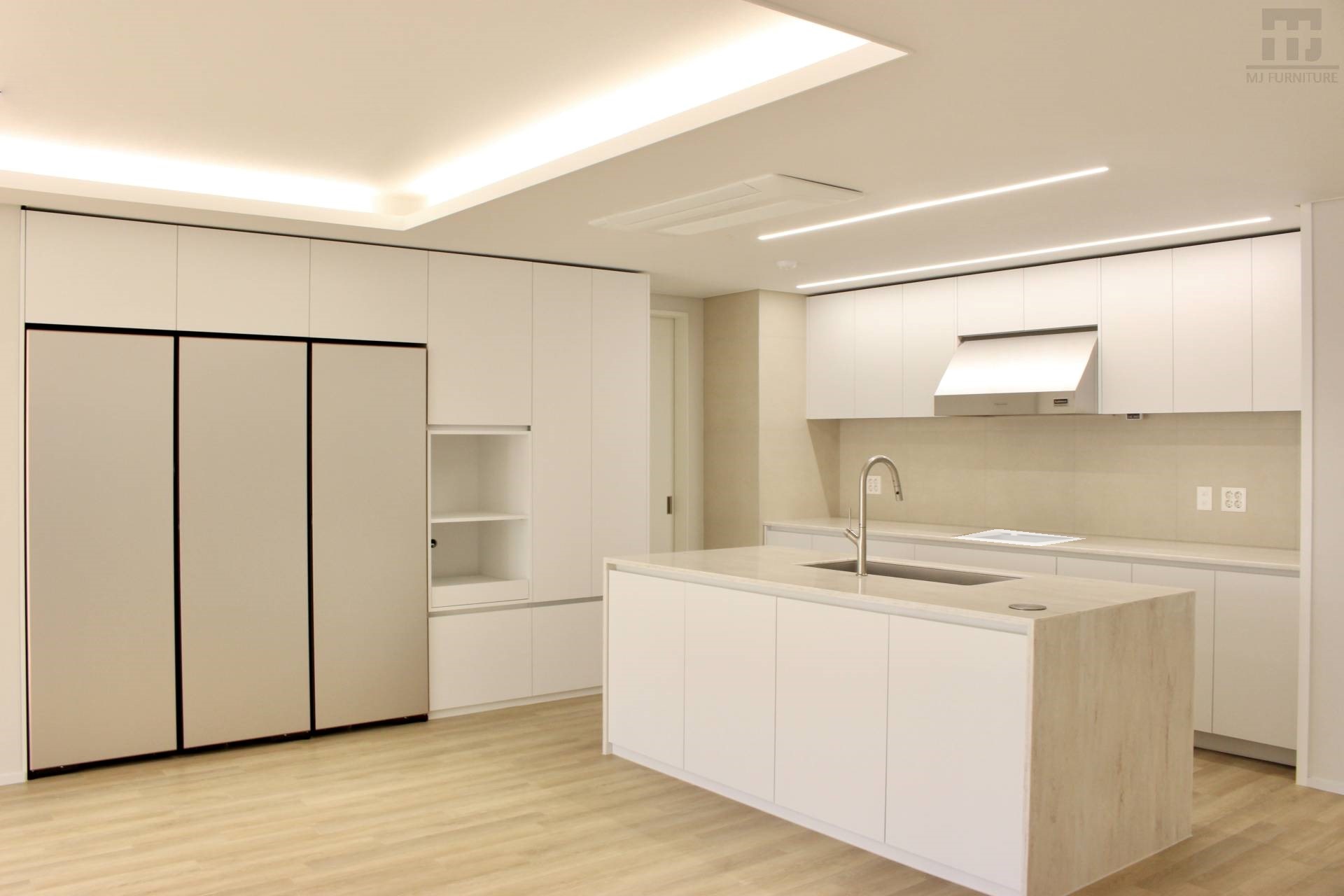 /user/m/mjfurniture/editor/2405/86d1eb354fca83e29f695d223efb1ba2_1715557294_1771.jpg 이미지크게보기